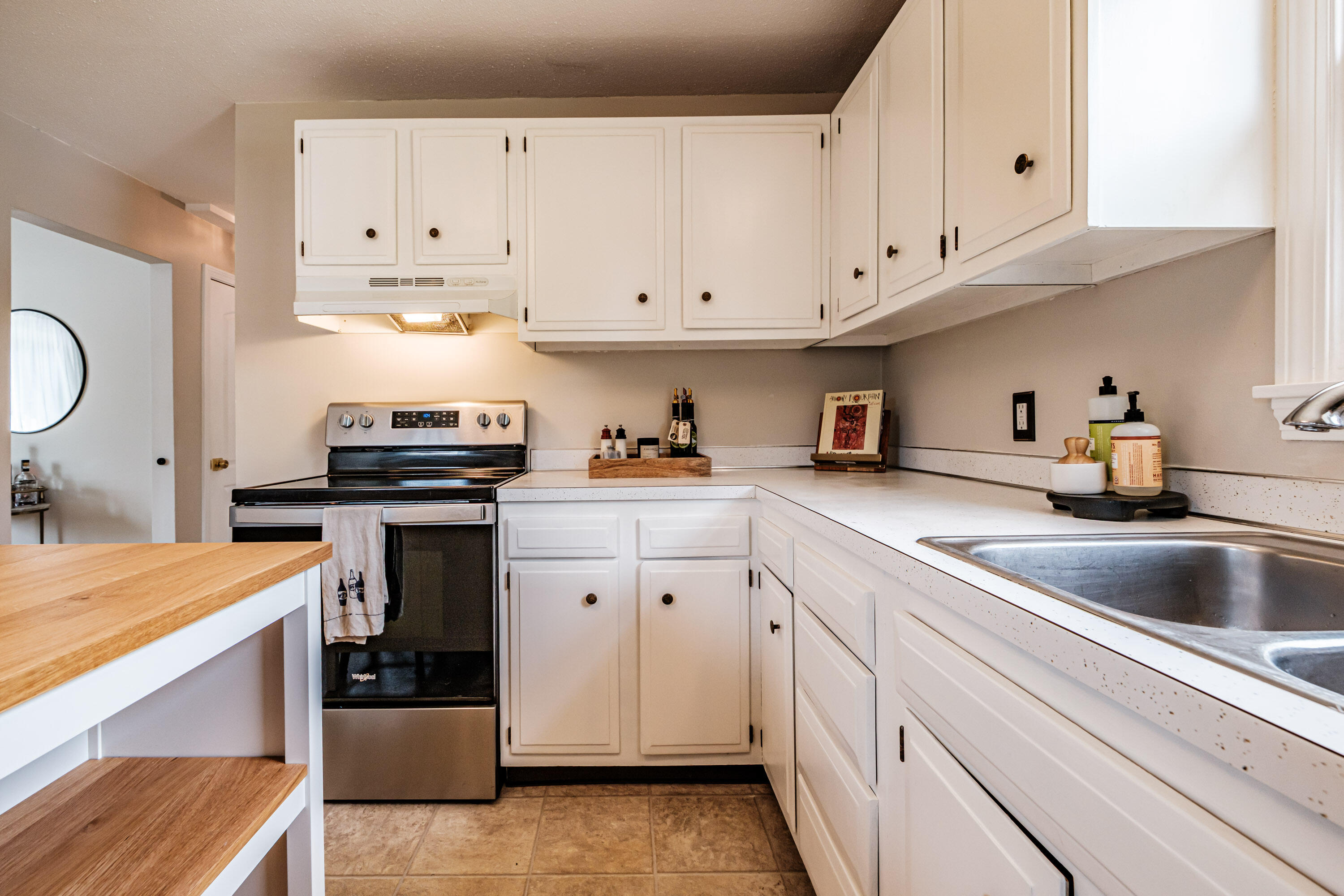 129 Cleveland Circle South Portland ME 04106