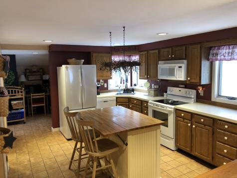 76 Monroe Street Auburn ME 04210