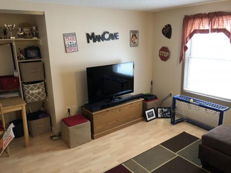 76 Monroe Street Auburn ME 04210