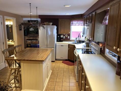 76 Monroe Street Auburn ME 04210
