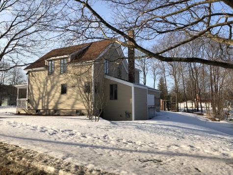 76 Monroe Street Auburn ME 04210