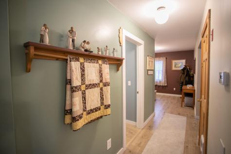 33 Hagans Elbow Ellsworth ME 04605