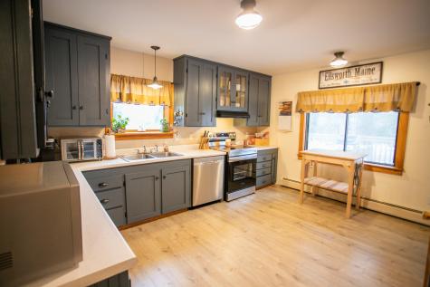 33 Hagans Elbow Ellsworth ME 04605