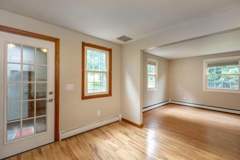 15 Reginald Street Auburn ME 04210