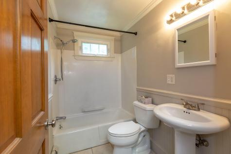 15 Reginald Street Auburn ME 04210