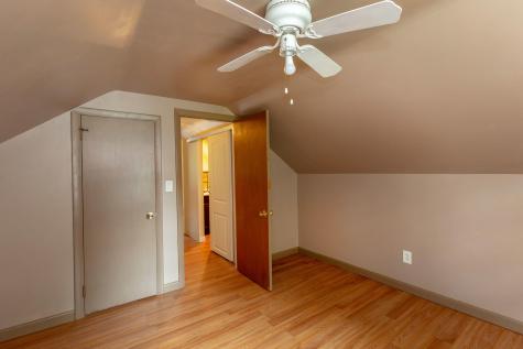 15 Reginald Street Auburn ME 04210