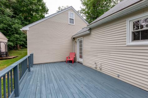 15 Reginald Street Auburn ME 04210