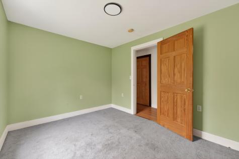 13 Carey Lane Gardiner ME 04345