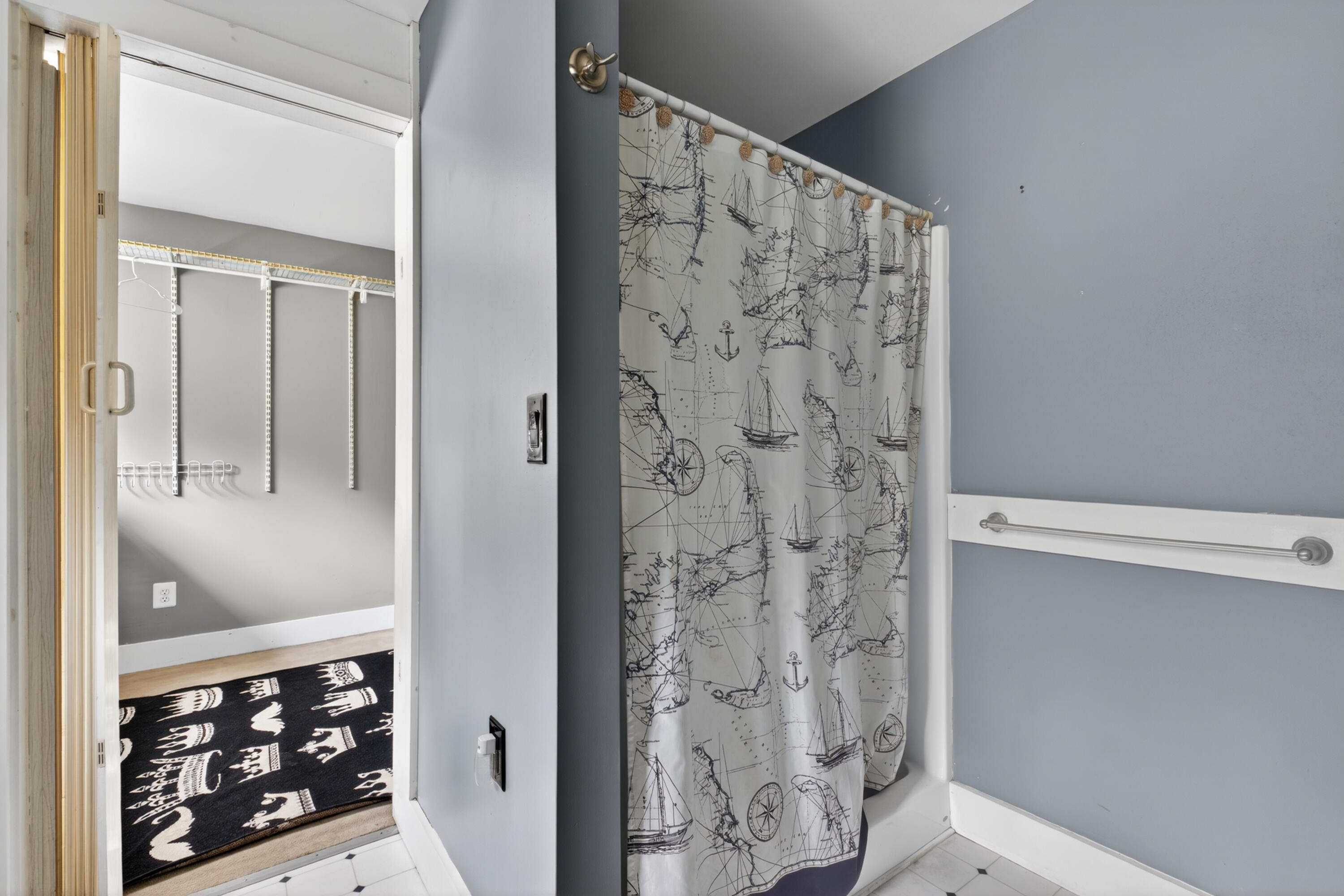 13 Carey Lane Gardiner ME 04345