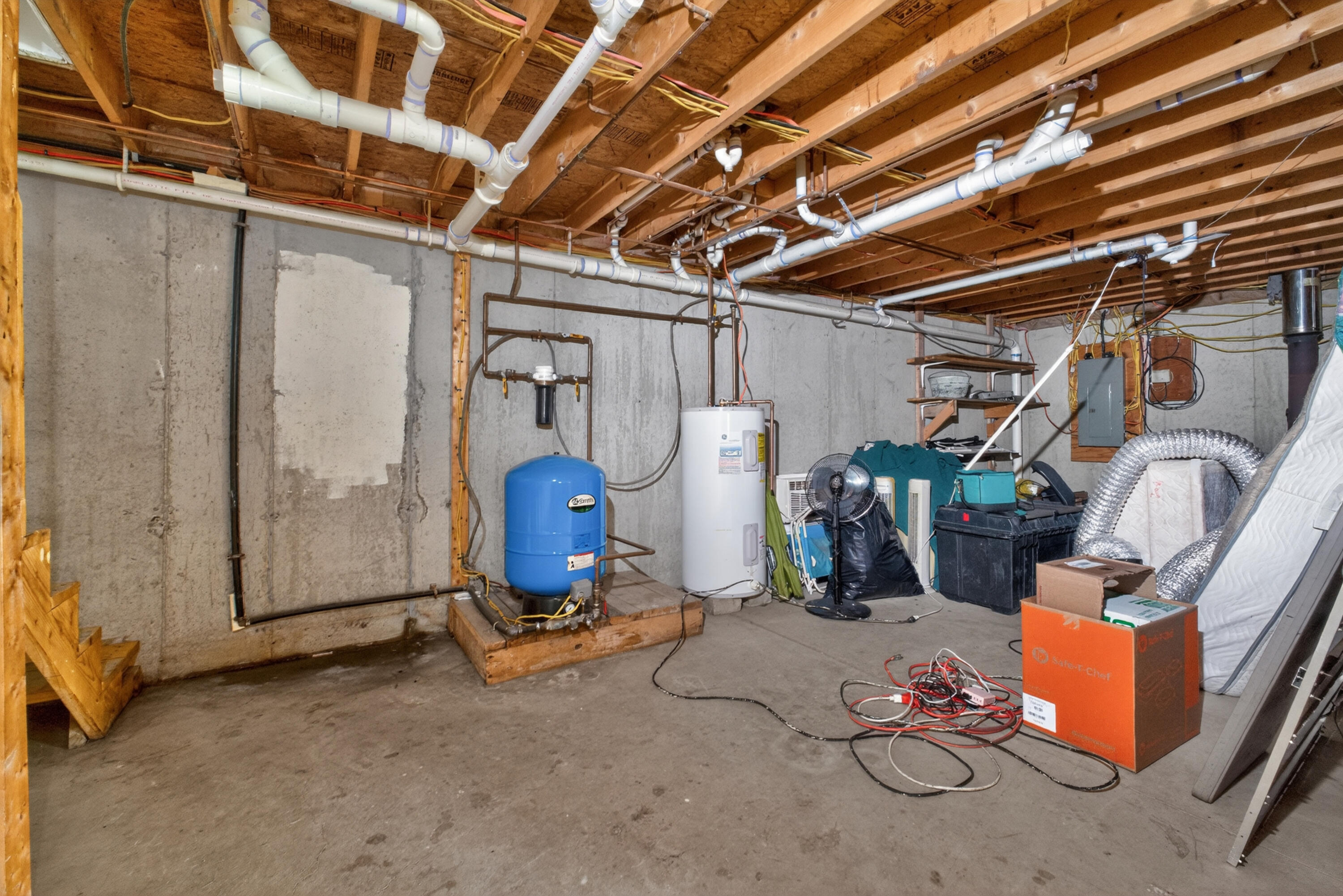 13 Carey Lane Gardiner ME 04345