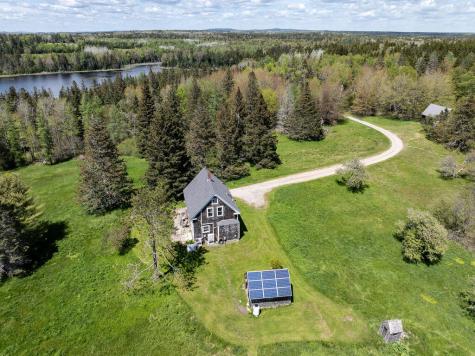 336 Sunset Crossroad Road Deer Isle ME 04627