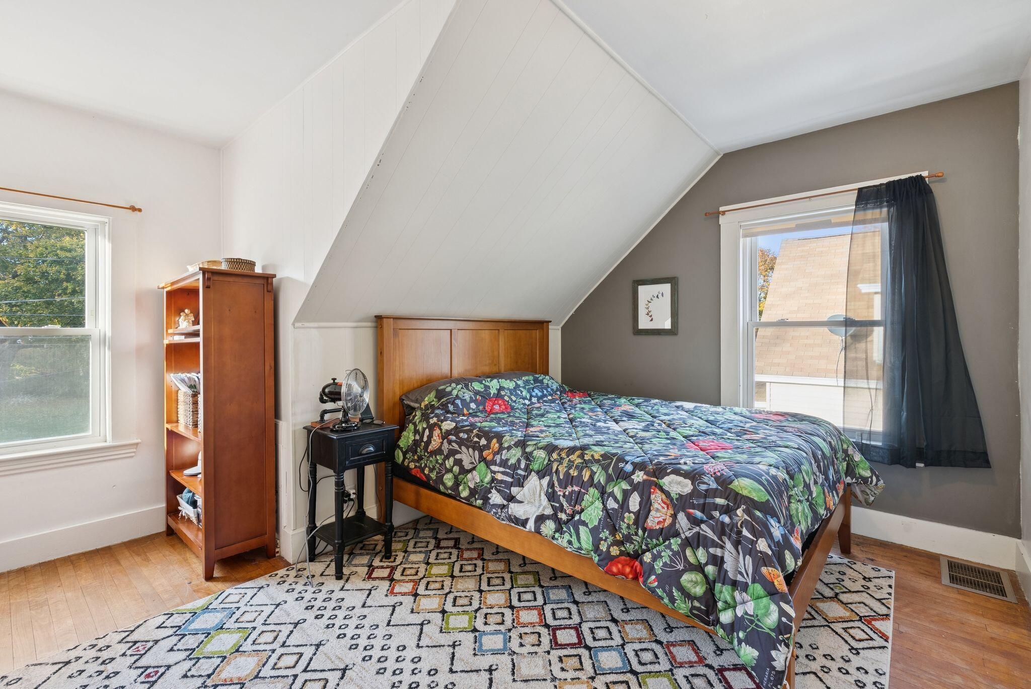 15 Linden Street Auburn ME 04210