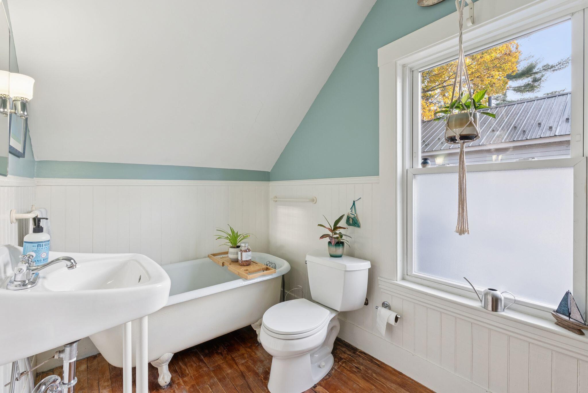 15 Linden Street Auburn ME 04210