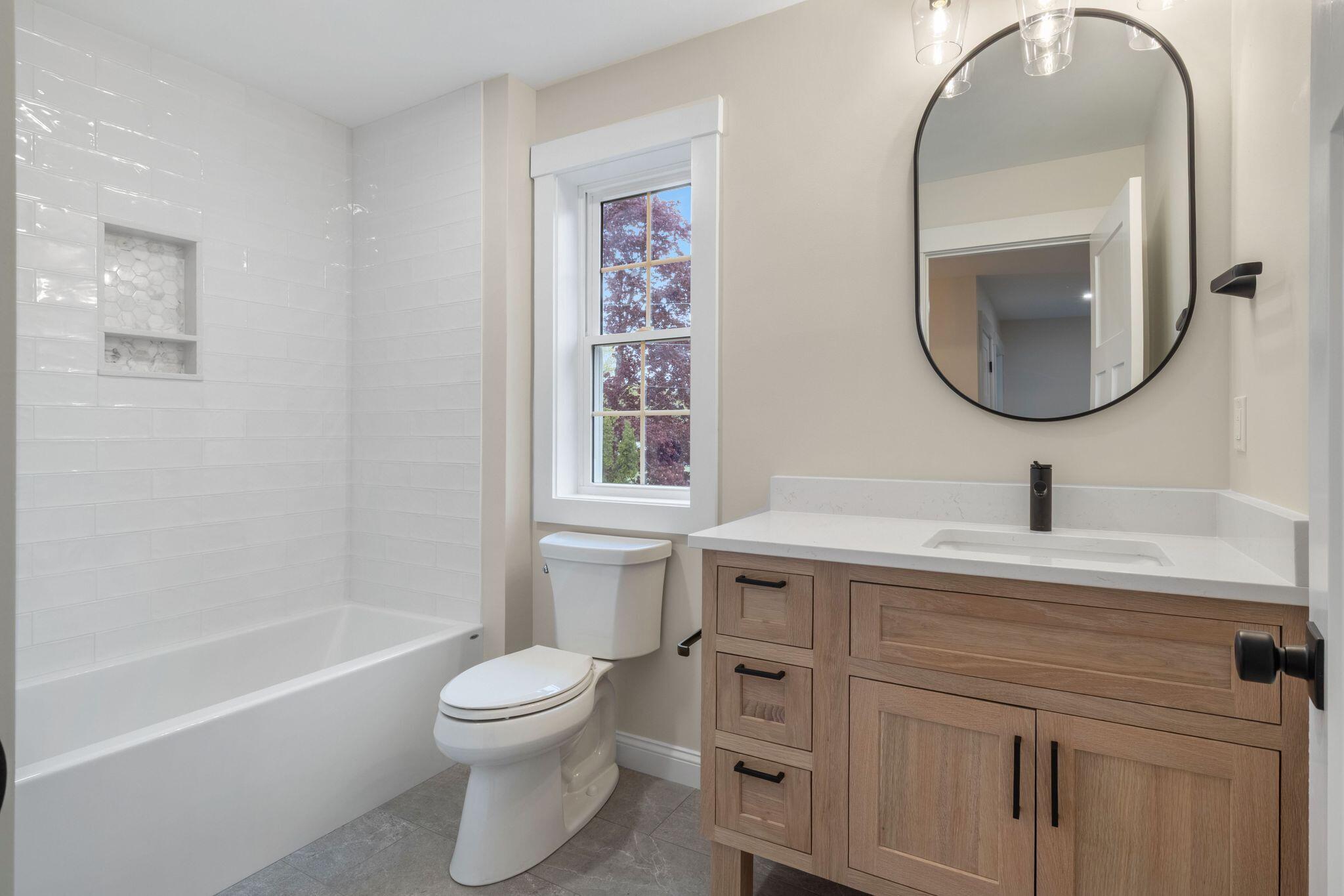 1092 State Road Eliot ME 03903