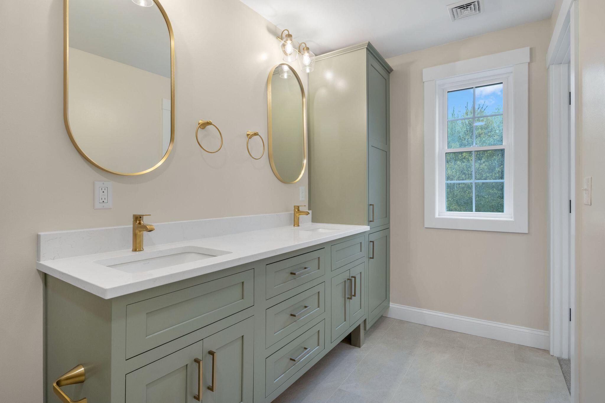 1092 State Road Eliot ME 03903