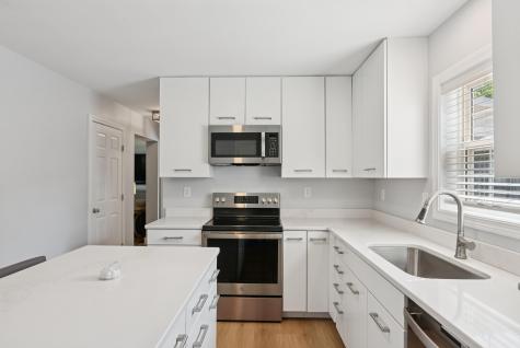 34 Thompson Road Kennebunk ME 04043