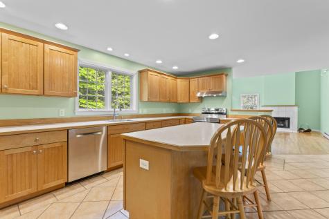 3 Brian Drive Brunswick ME 04011