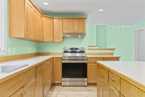 3 Brian Drive Brunswick ME 04011