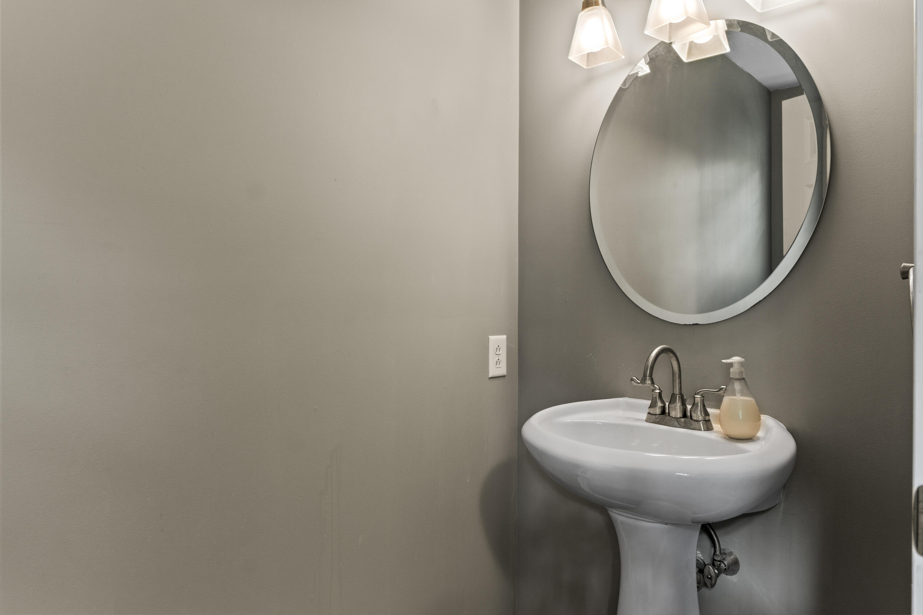 3 Brian Drive Brunswick ME 04011