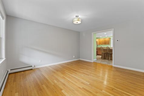 3 Brian Drive Brunswick ME 04011