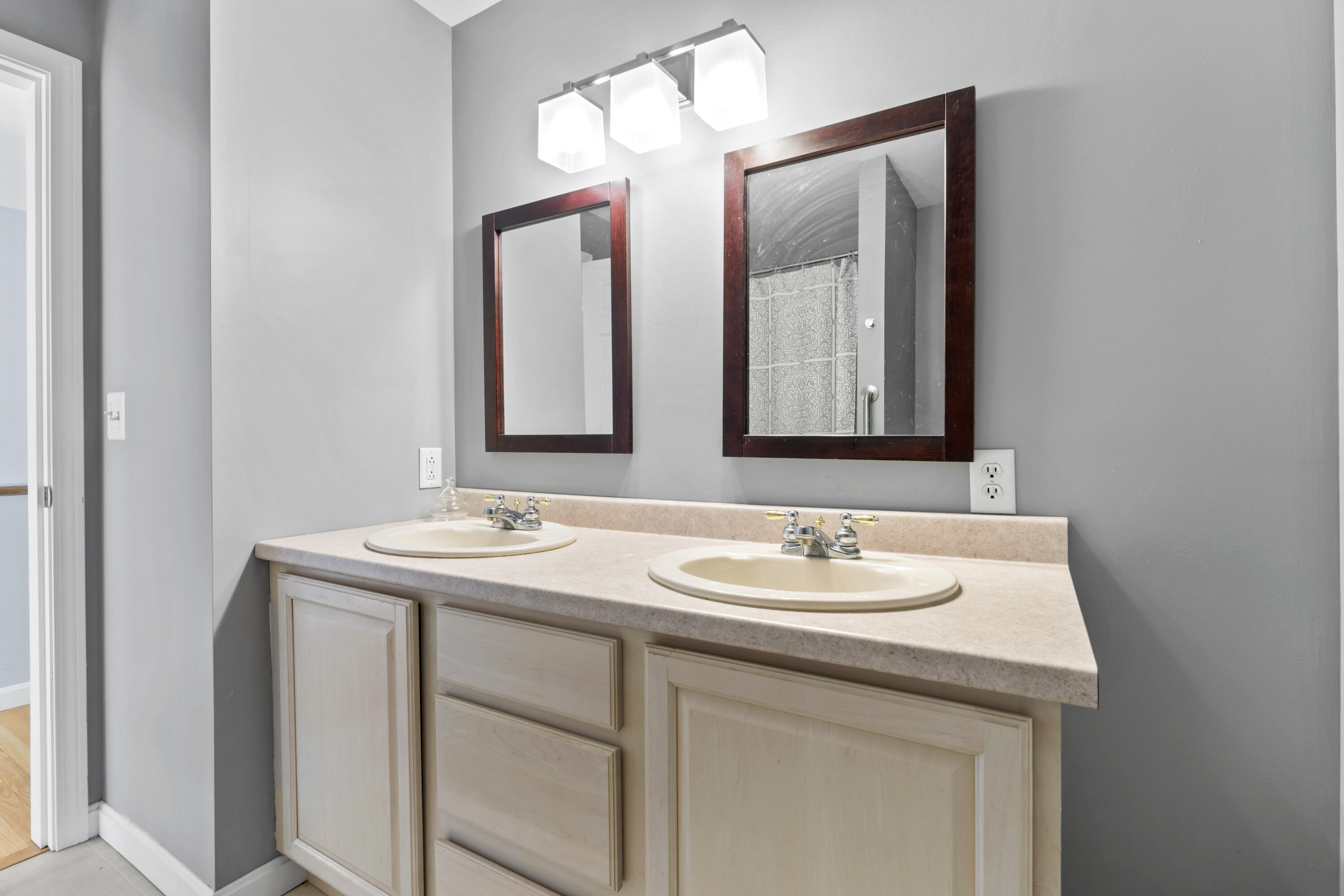 3 Brian Drive Brunswick ME 04011