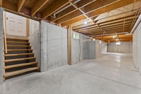 3 Brian Drive Brunswick ME 04011