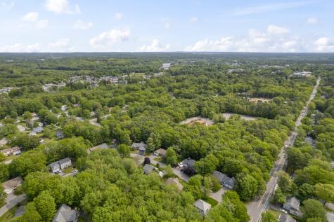 3 Brian Drive Brunswick ME 04011