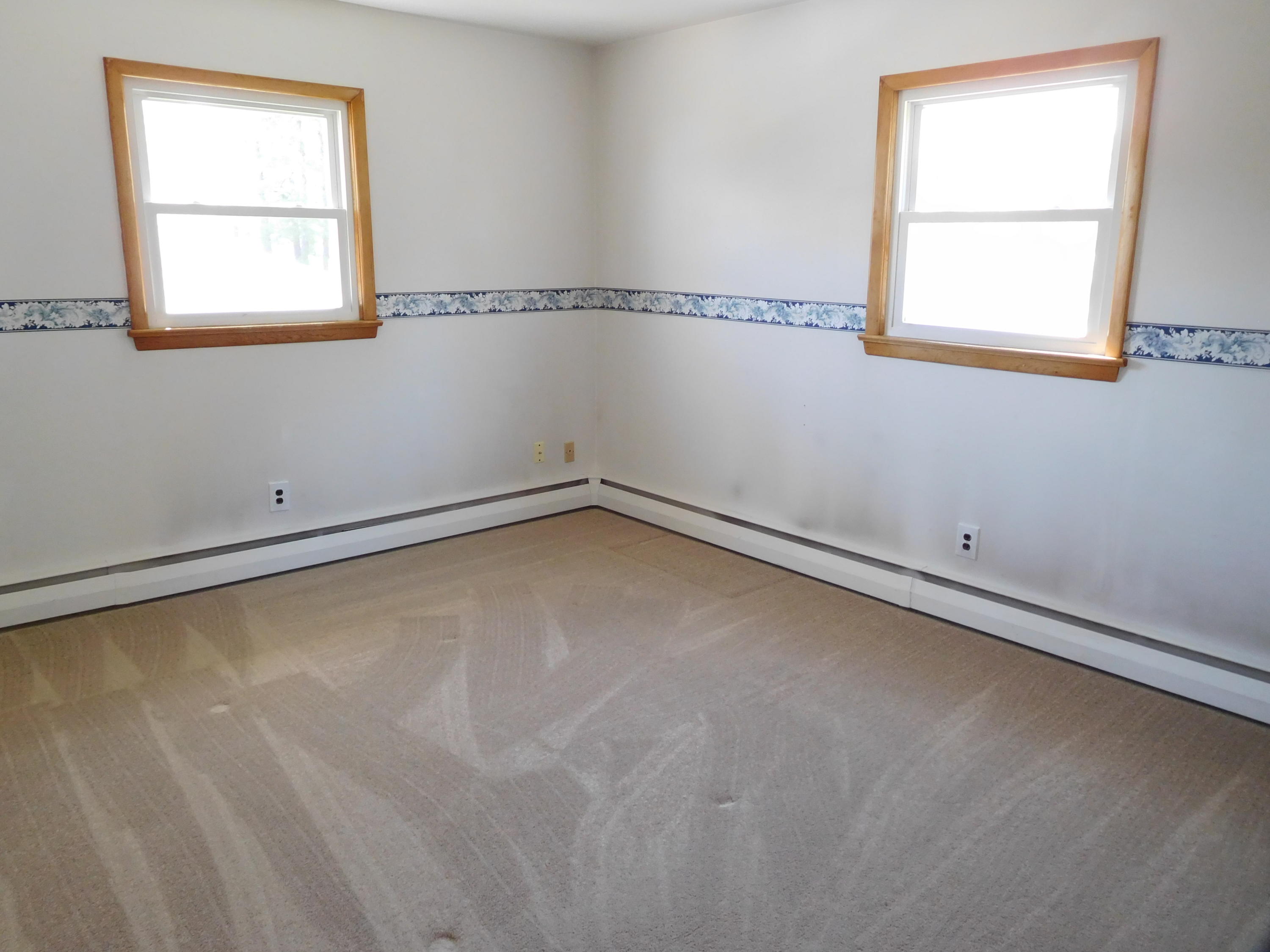 53 Brooks Avenue Lewiston ME 04240
