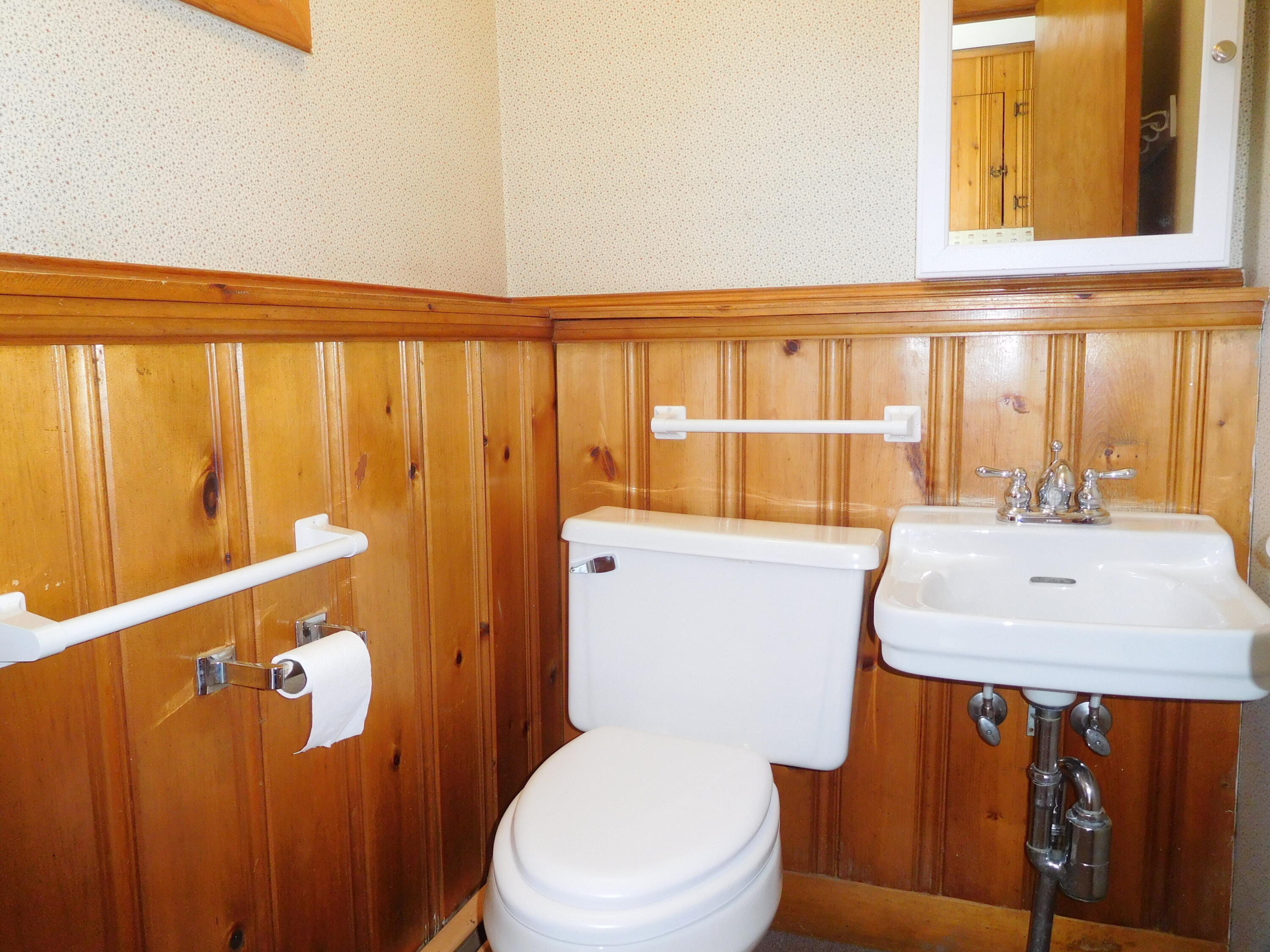 53 Brooks Avenue Lewiston ME 04240