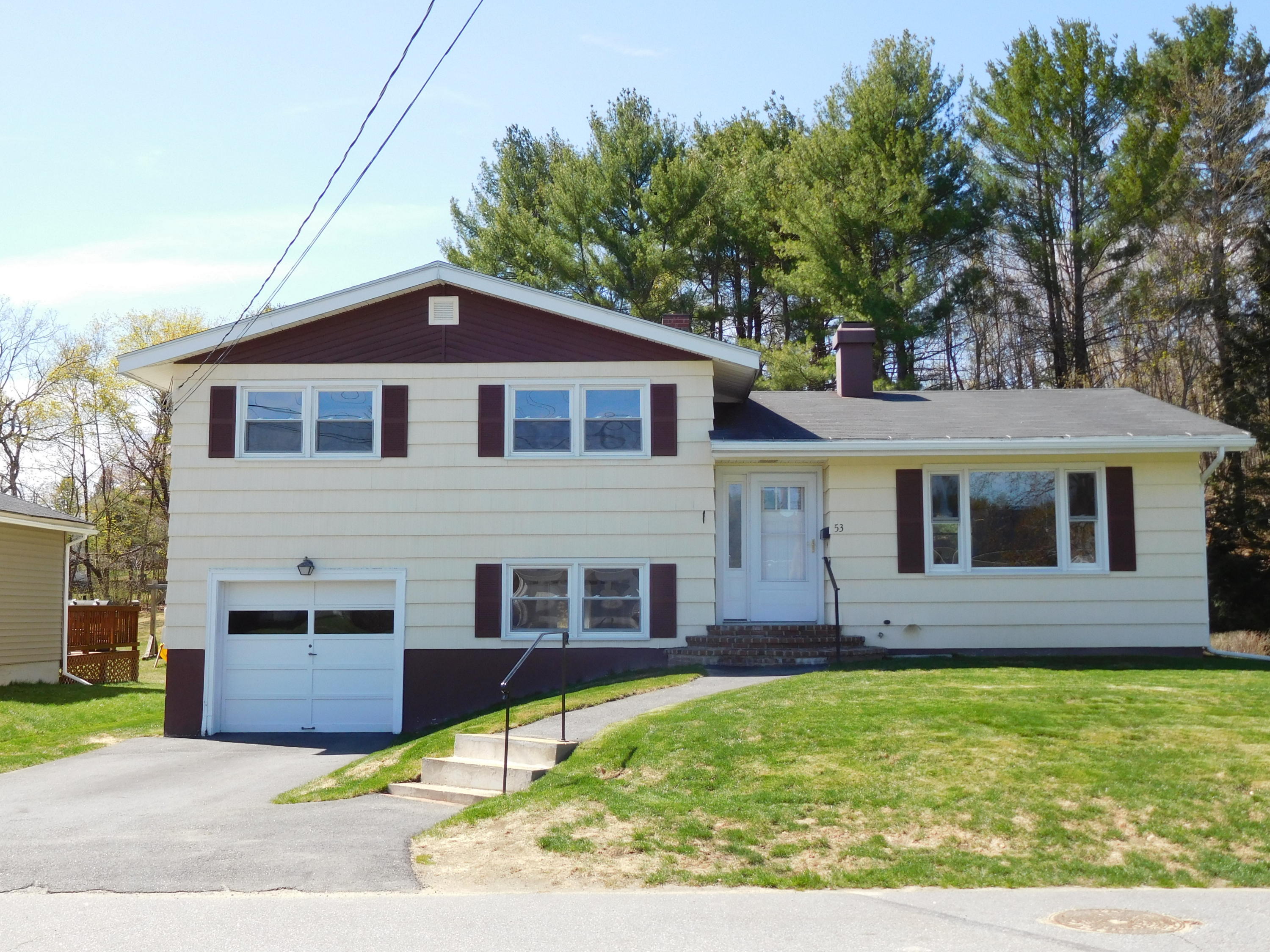 53 Brooks Avenue Lewiston ME 04240
