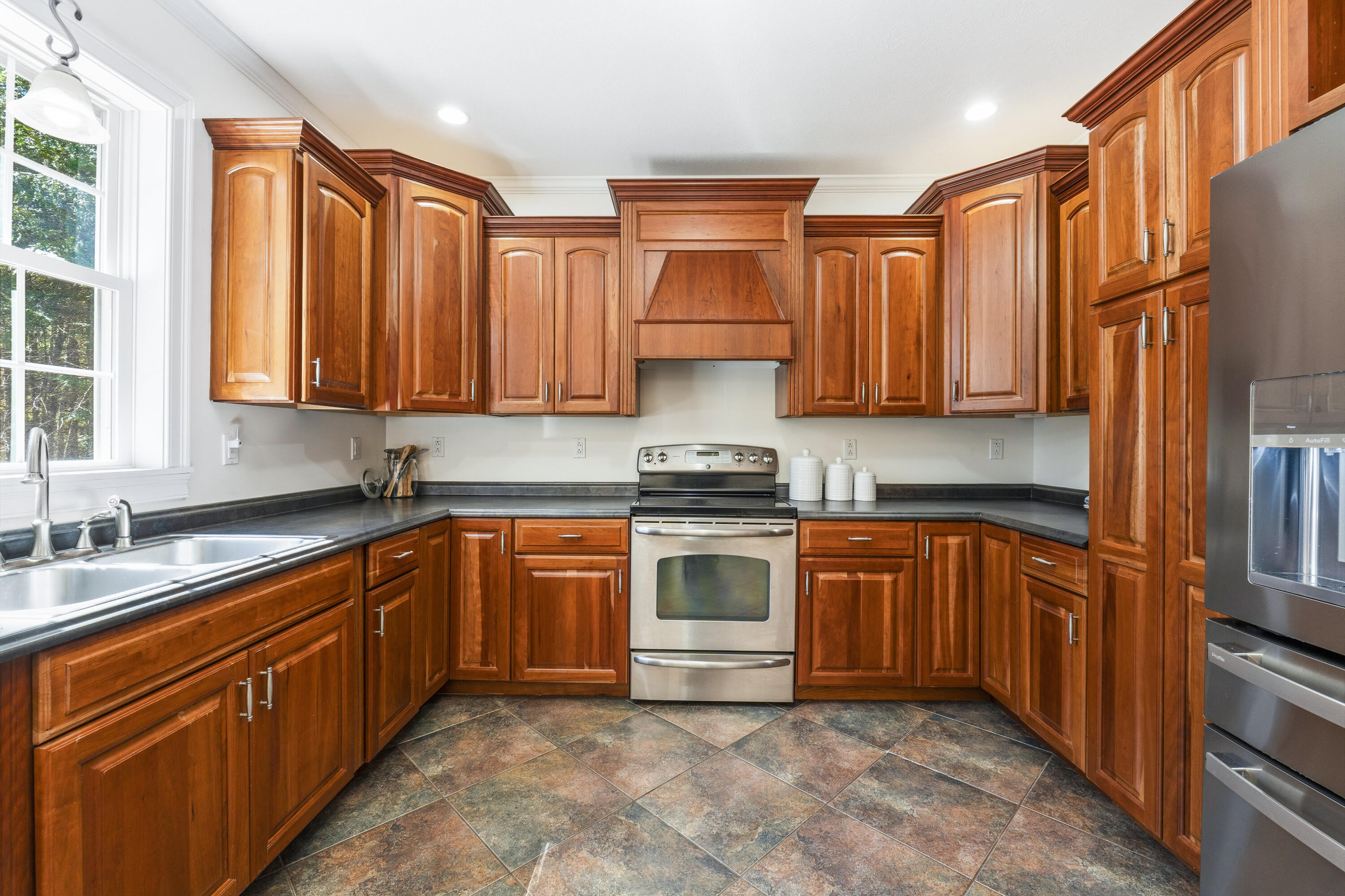 53 Stag Hollow Greene ME 04236