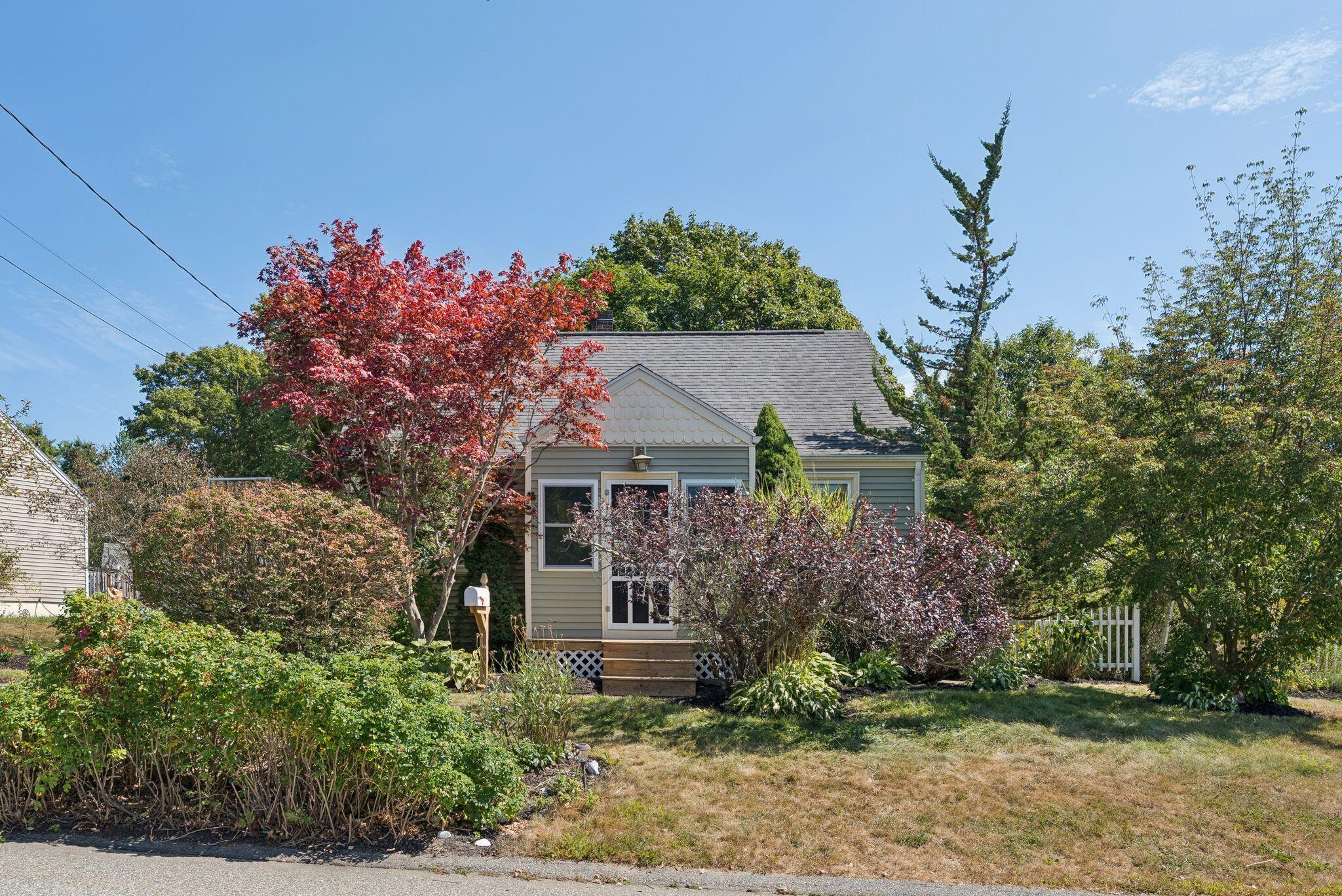 30 Farm Hill Road Cape Elizabeth ME 04107