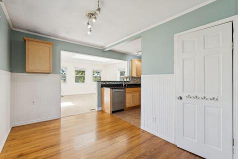 30 Farm Hill Road Cape Elizabeth ME 04107