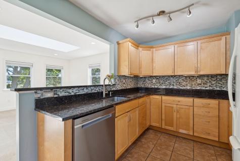 30 Farm Hill Road Cape Elizabeth ME 04107