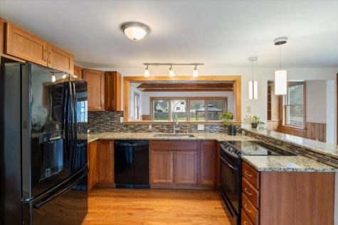 4 Buttonwood Road South Berwick ME 03908