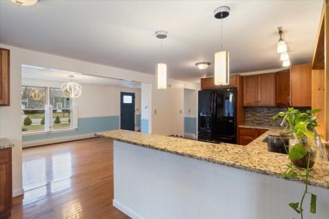 4 Buttonwood Road South Berwick ME 03908