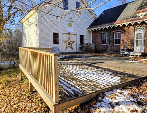 11 Pleasant Street Phillips ME 04966