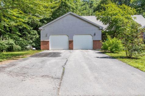 8 Terison Drive Falmouth ME 04105