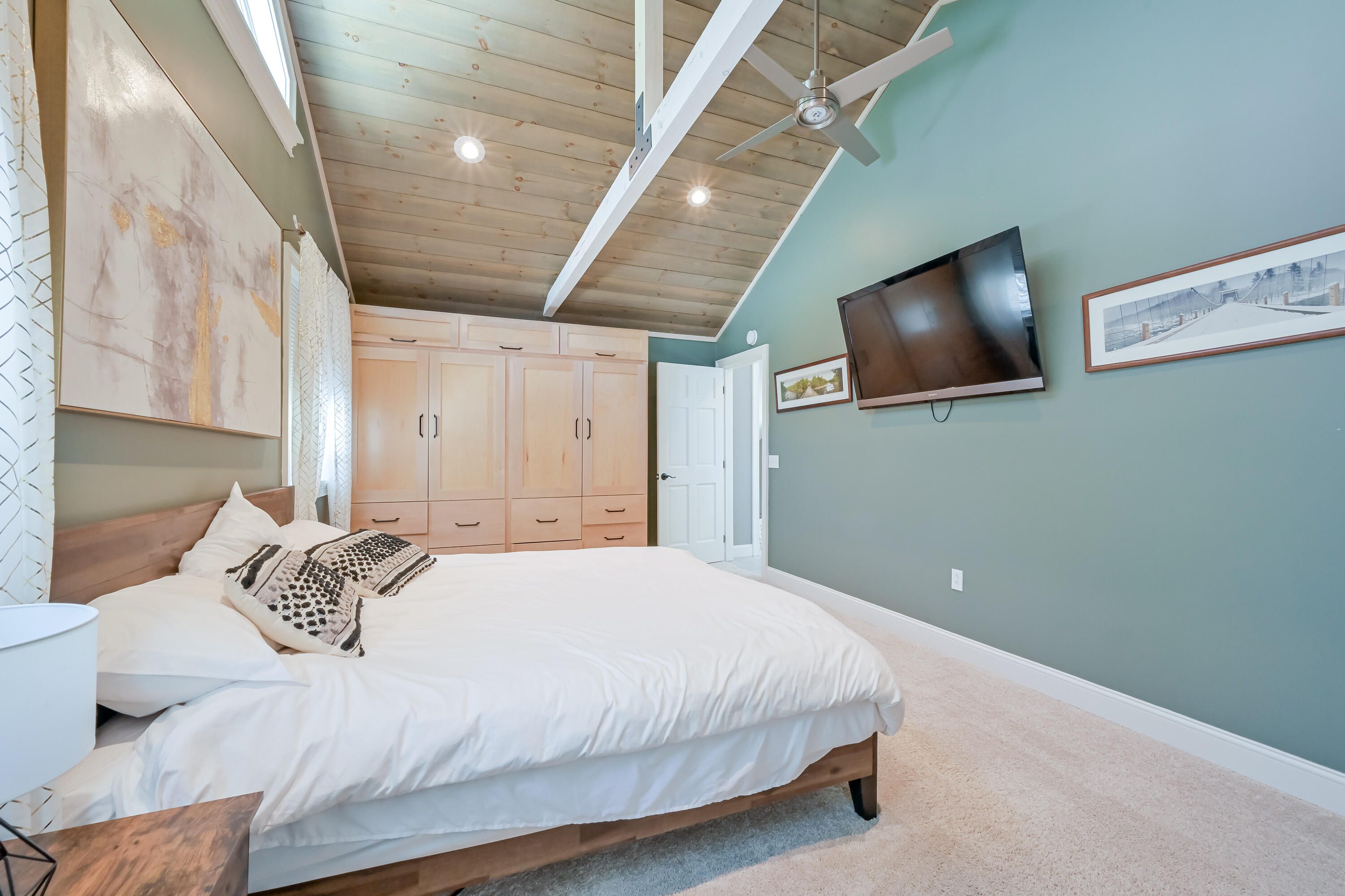 1006 Red Stallion Drive Carrabassett Valley ME 04947