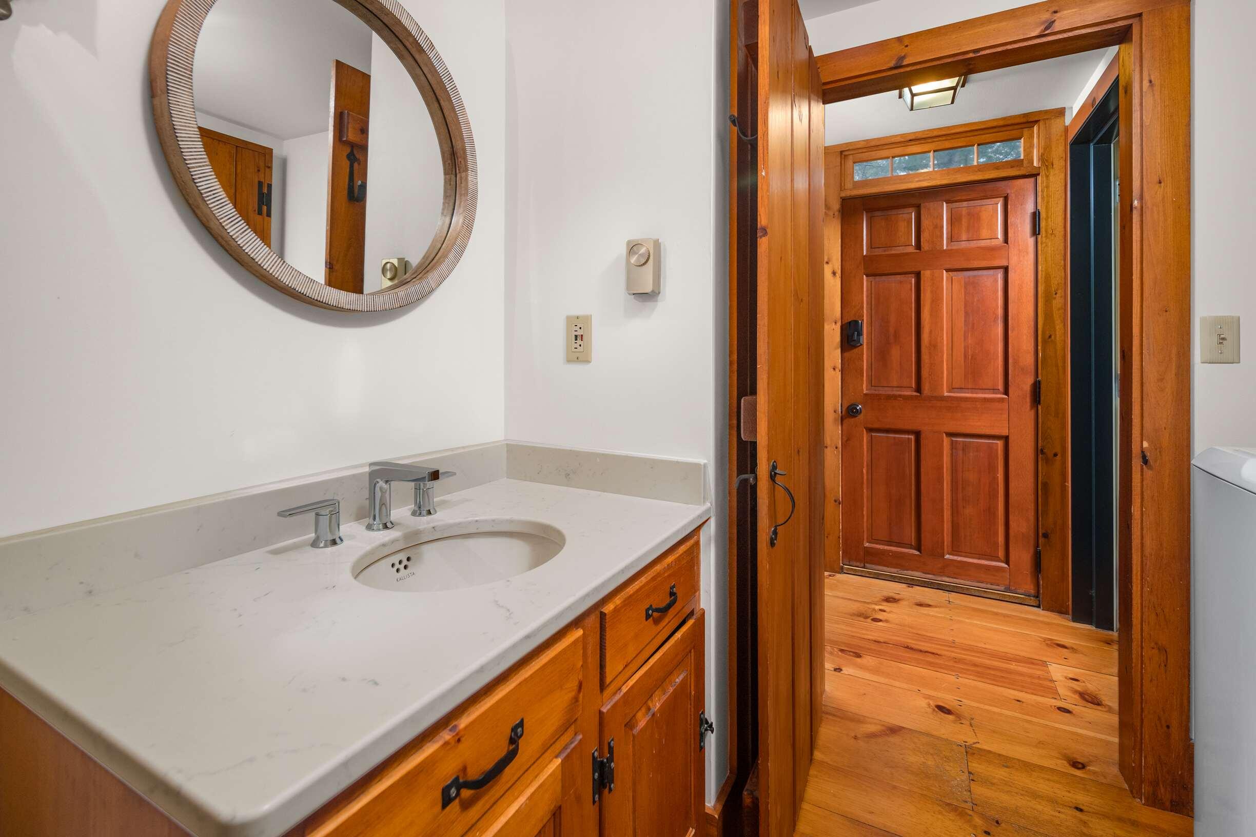 147 River Road York ME 03902