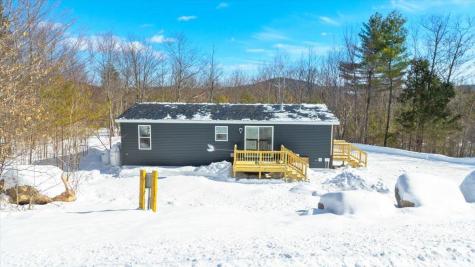 24 Freedom Lane Norway ME 04270