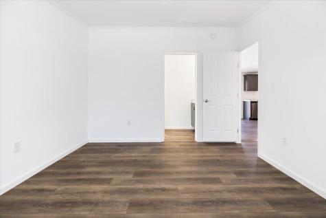 24 Freedom Lane Norway ME 04270