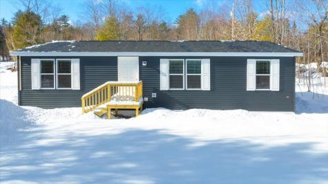 24 Freedom Lane Norway ME 04270