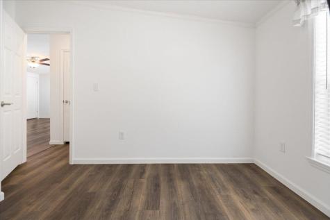 24 Freedom Lane Norway ME 04270