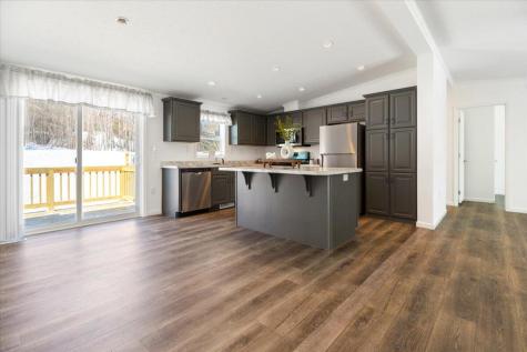 24 Freedom Lane Norway ME 04270