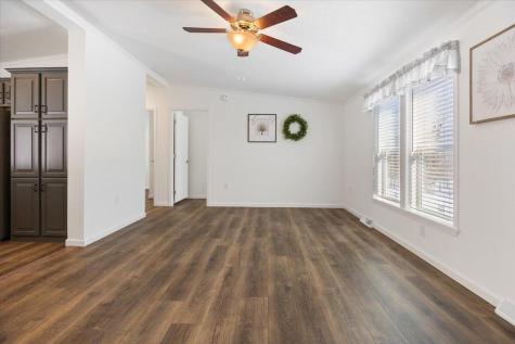 24 Freedom Lane Norway ME 04270