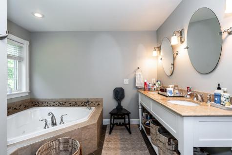 20 Babbidge Road Falmouth ME 04105