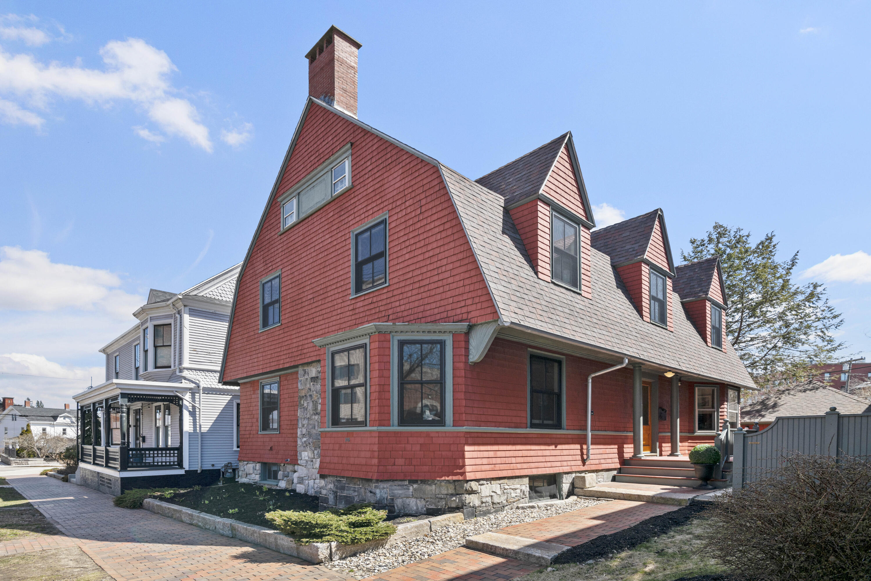 25 Bramhall Street Portland ME 04102