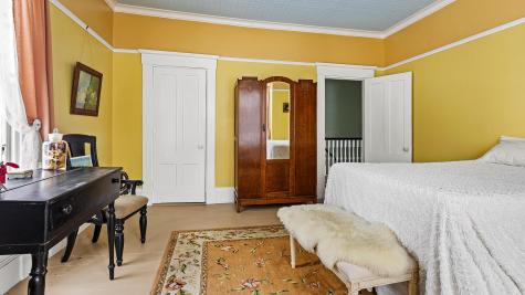 861 W Main Street Dover-foxcroft ME 04426