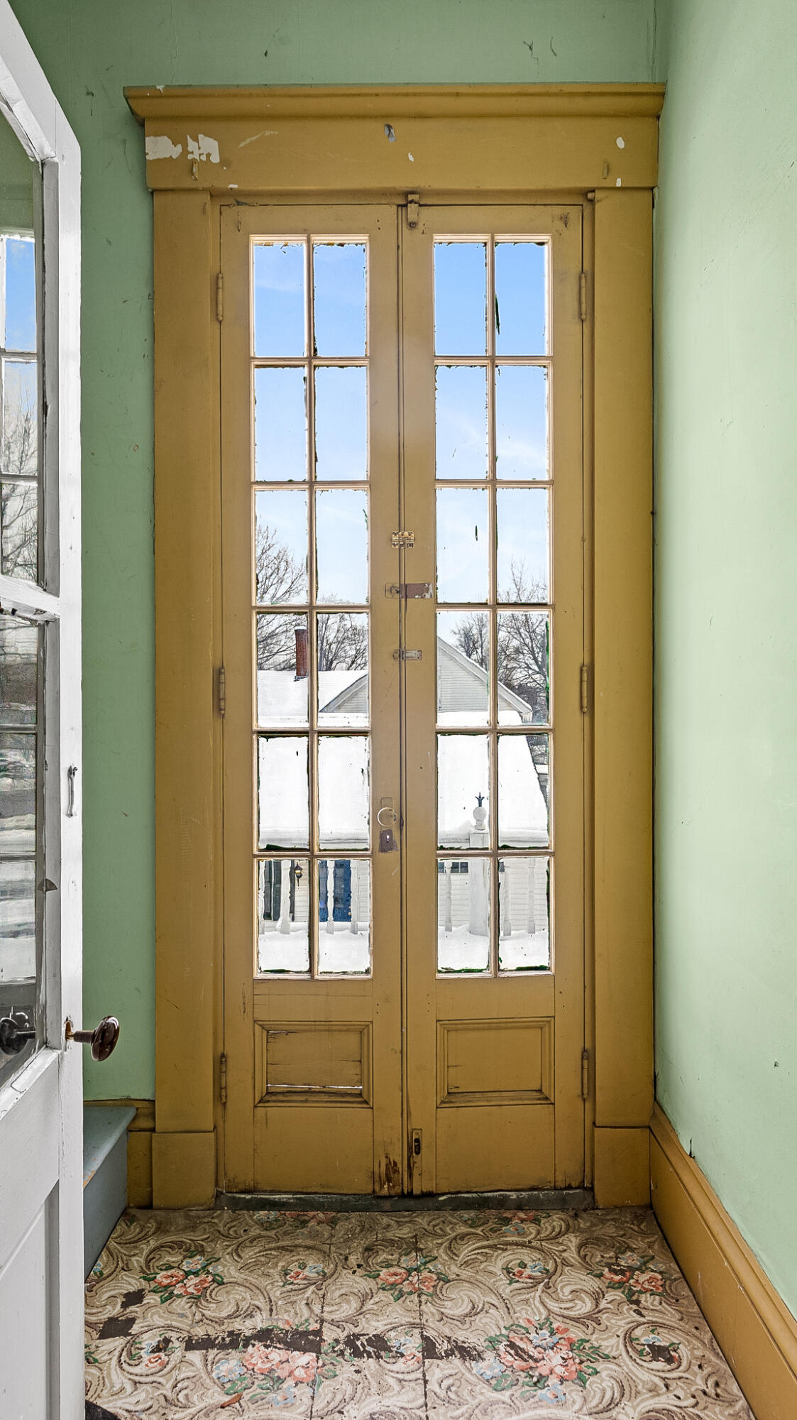 861 W Main Street Dover-foxcroft ME 04426